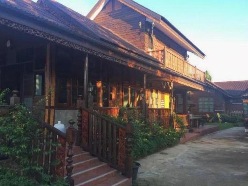 Ruen Lamai Lanna Ban Mae Aep Exterior photo
